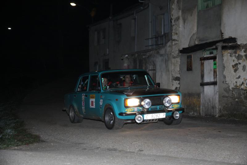 A los mandos del coche de mi amigo Pedro-3.jpg