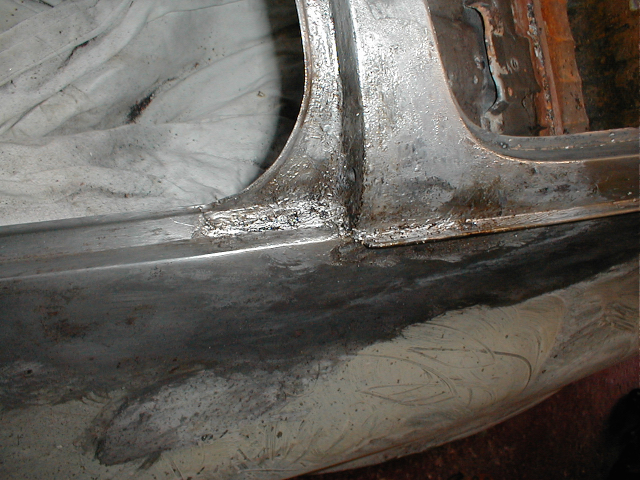 This is one of the areas that was lead loaded at the factory. So I decided to do the same. This is applying the tinning, the brown areas are the flux