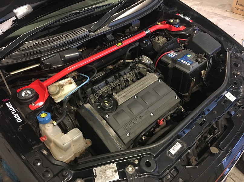 upper strut brace fitted.jpg