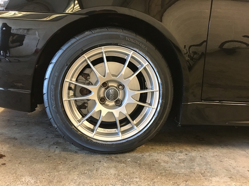 wheel on with tyre.jpg